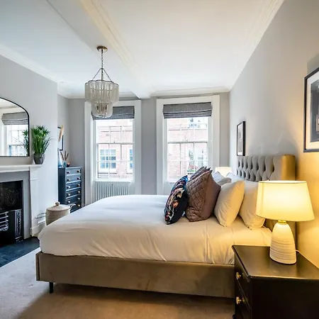 別荘 14 Castlegate *