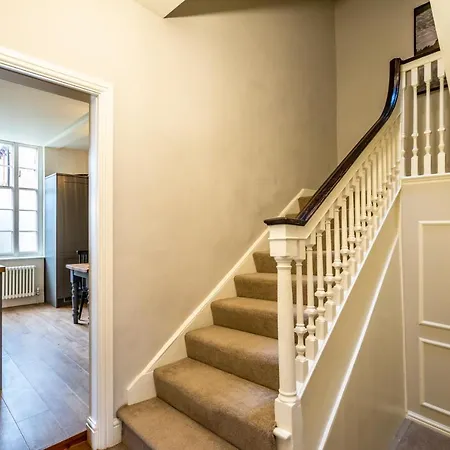 別荘 14 Castlegate *