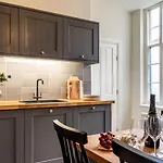 14 Castlegate